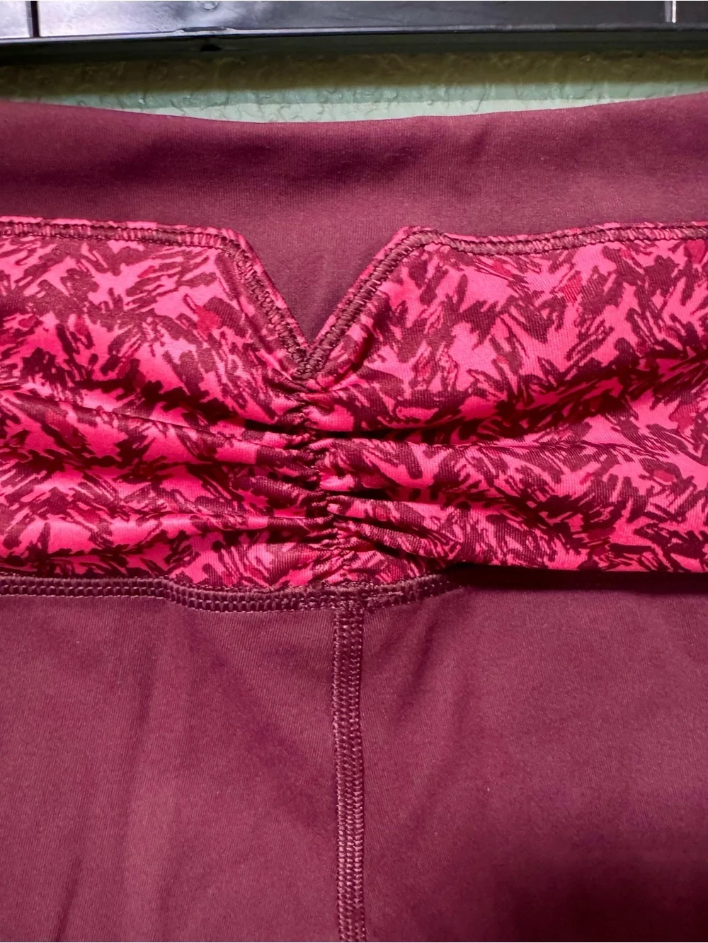lululemon Maroon Leggings Size 4